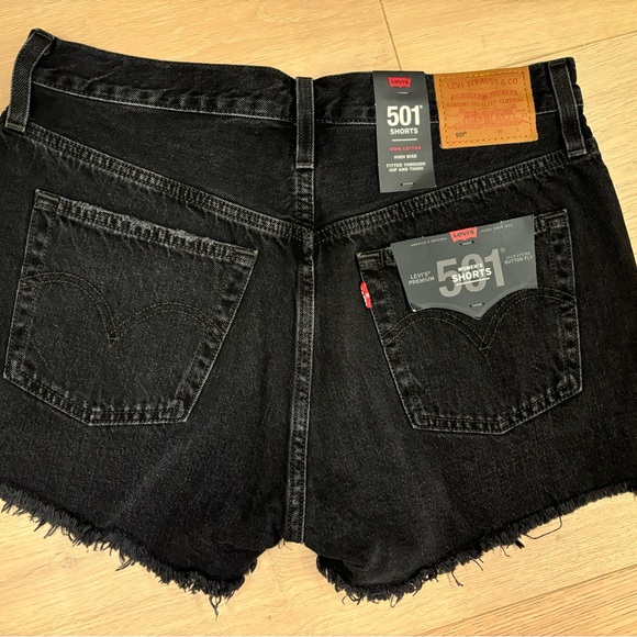 LEVI’S *BRAND NEW WT, 501 Original Short in Stowaway - Picture 7 of 7